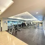 Prime Downtown 2Br Retreat